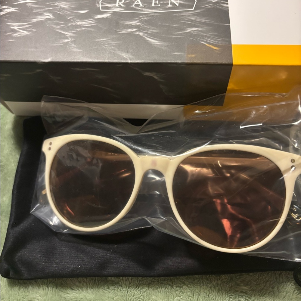 RAEN Norie Sunglasses